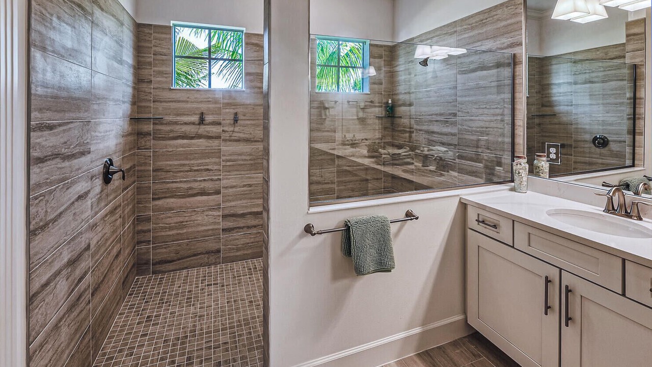 Photo of Bathroom in Biggar