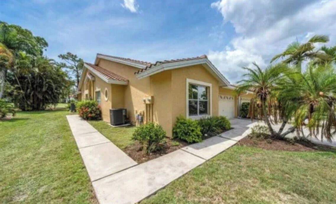Photo of Outdoor in Lely Golf Estates