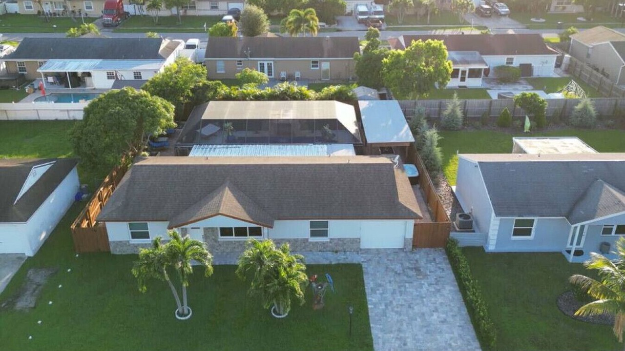 Photo of Others in Lake Worth Corridor
