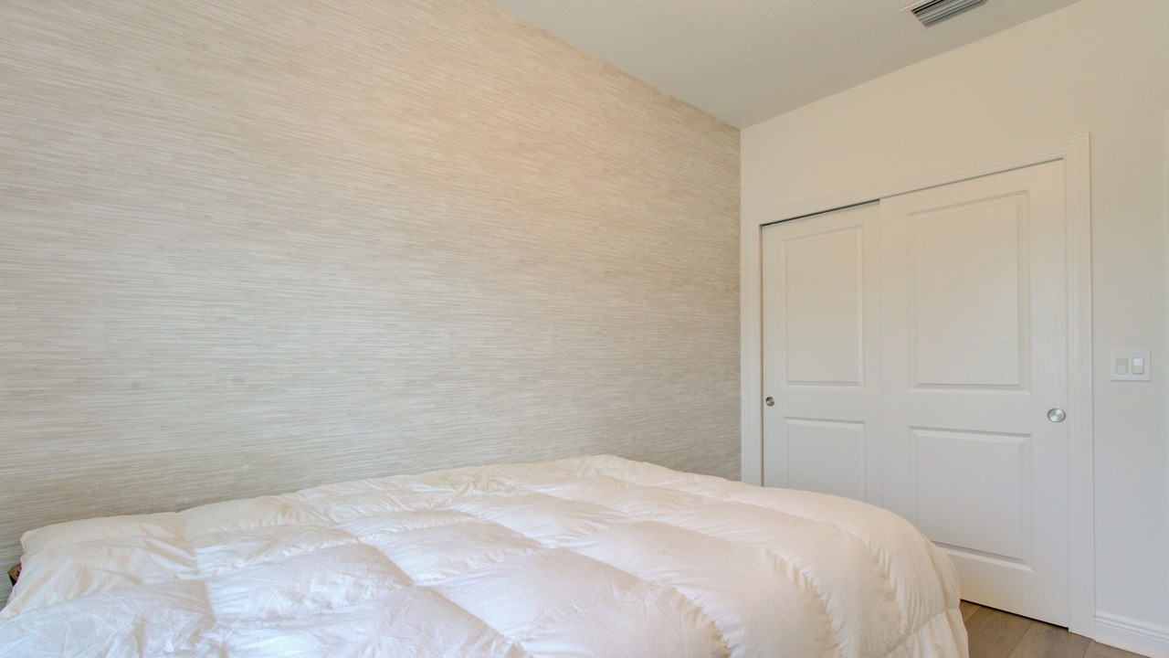 Photo of Bedroom in Deerfield Beach