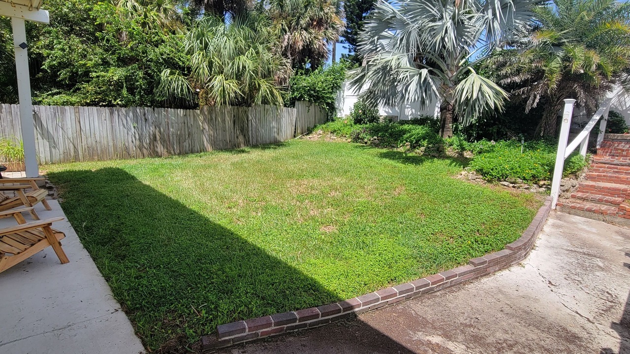 Photo of Patio Balcony in Ormond-by-the-Sea
