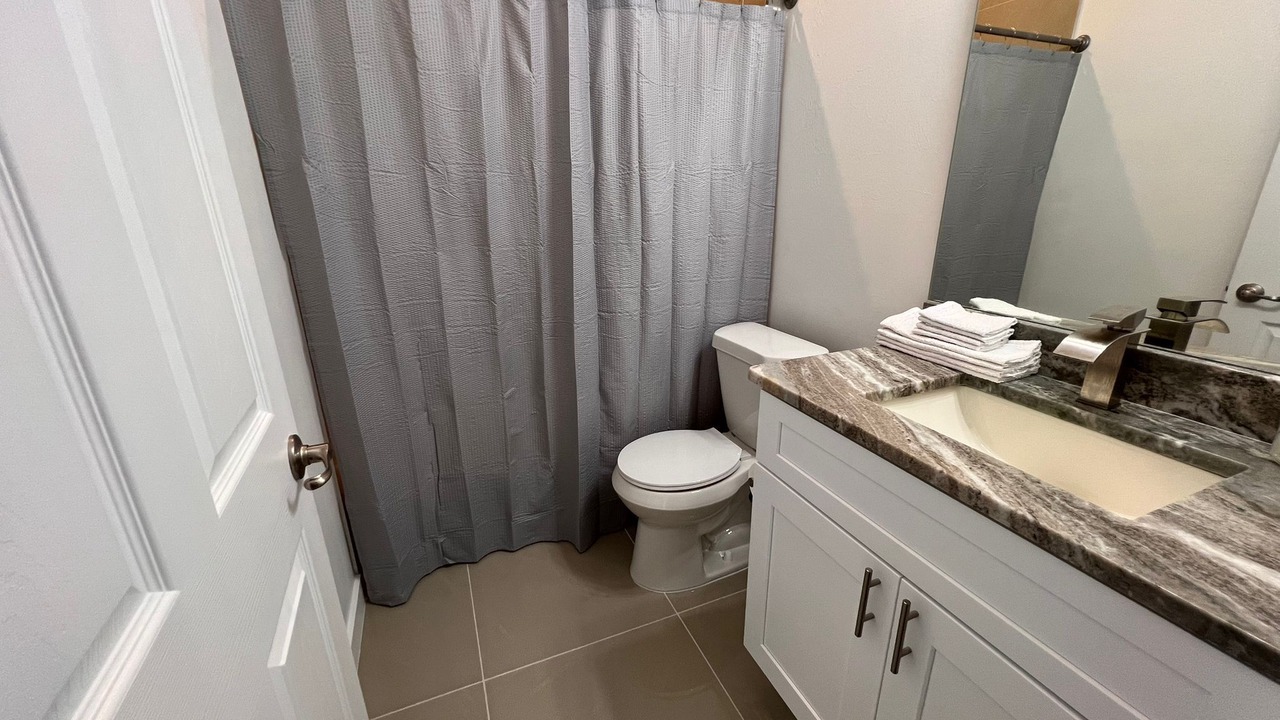 Photo of Bathroom in Jacarandas