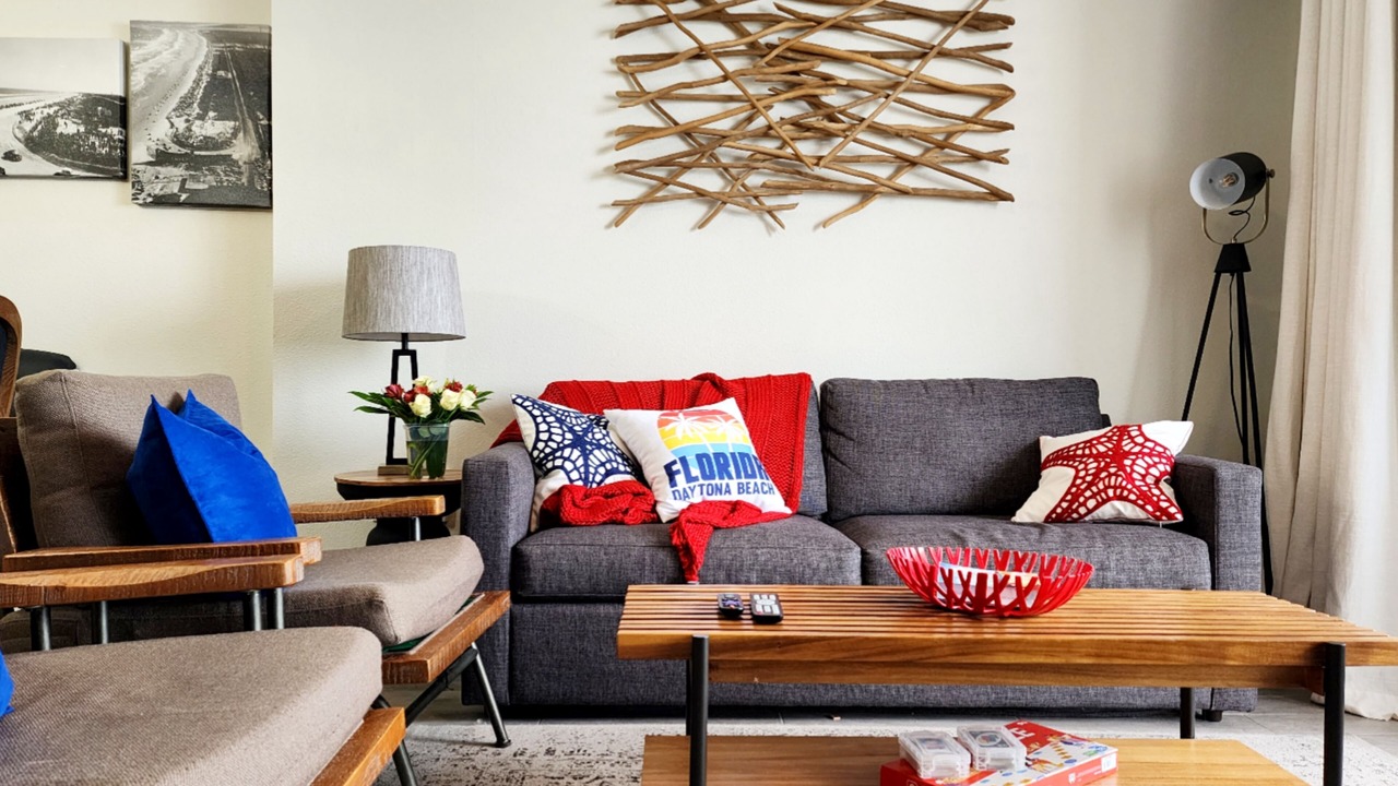 Photo of Livingroom in Daytona Beach