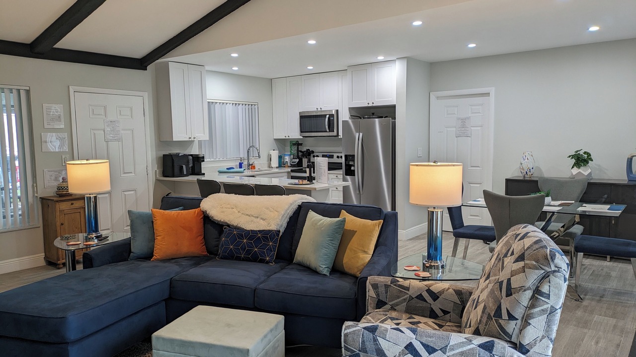 Photo of Livingroom in Coral Ridge