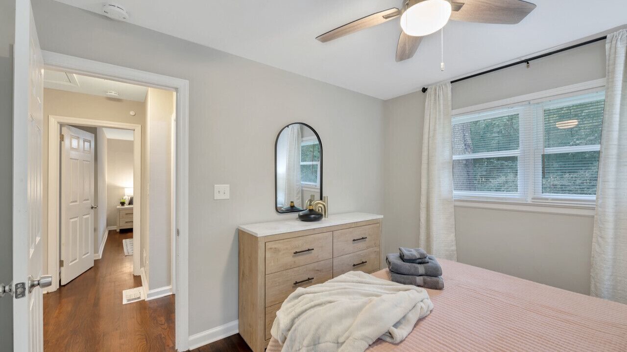 Photo of Bedroom in Belvedere Park