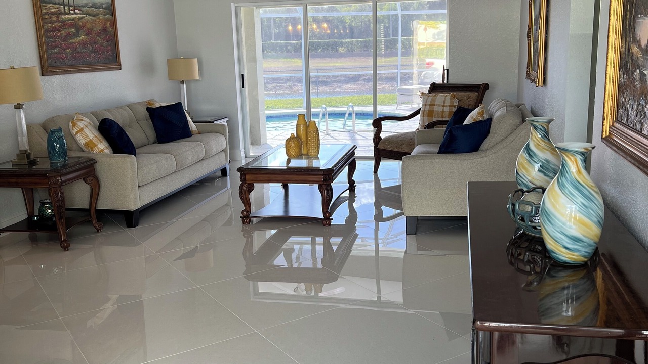 Photo of Livingroom in Rural Estates