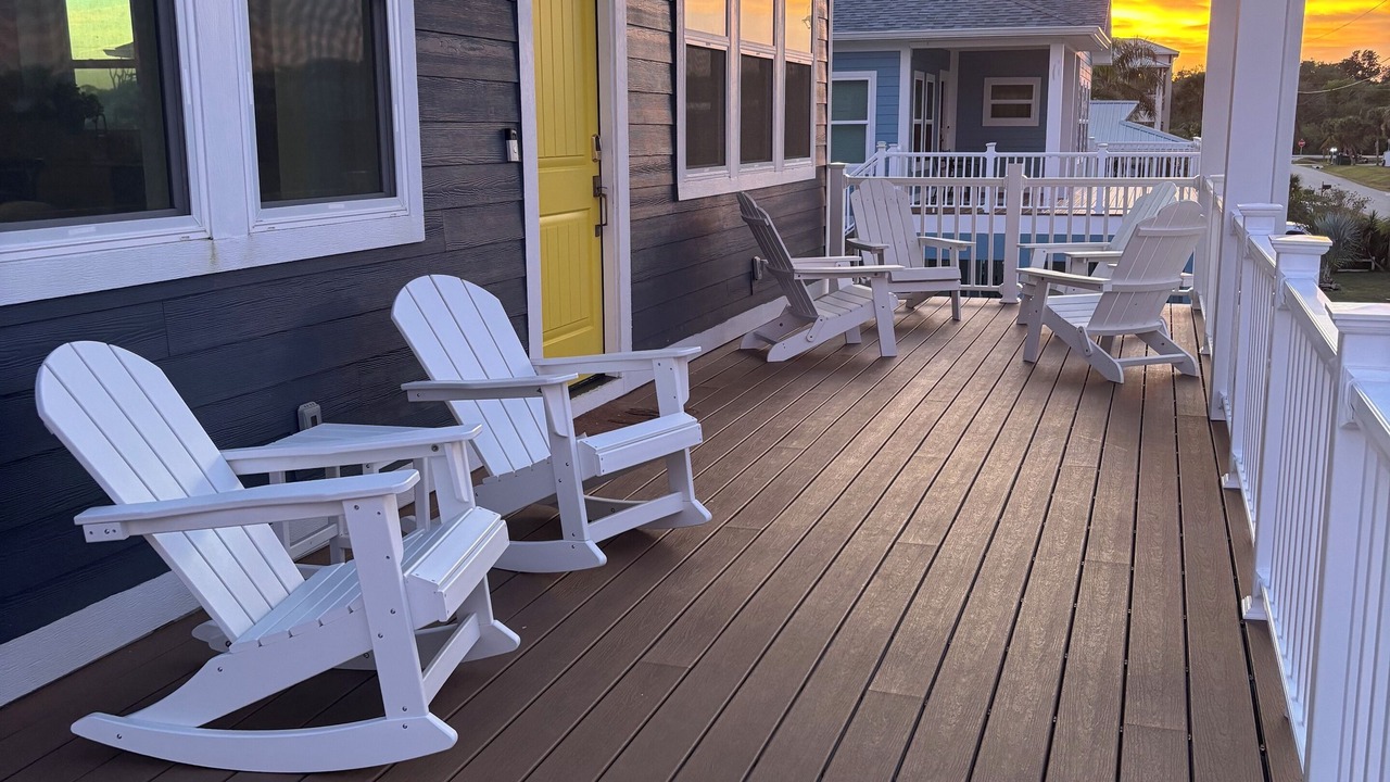 Photo of Patio Balcony in Marineland Acres
