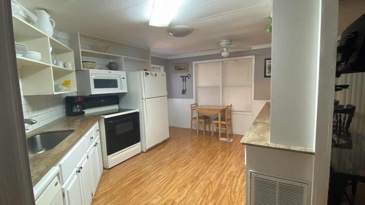 Photo of Kitchen in Jacarandas