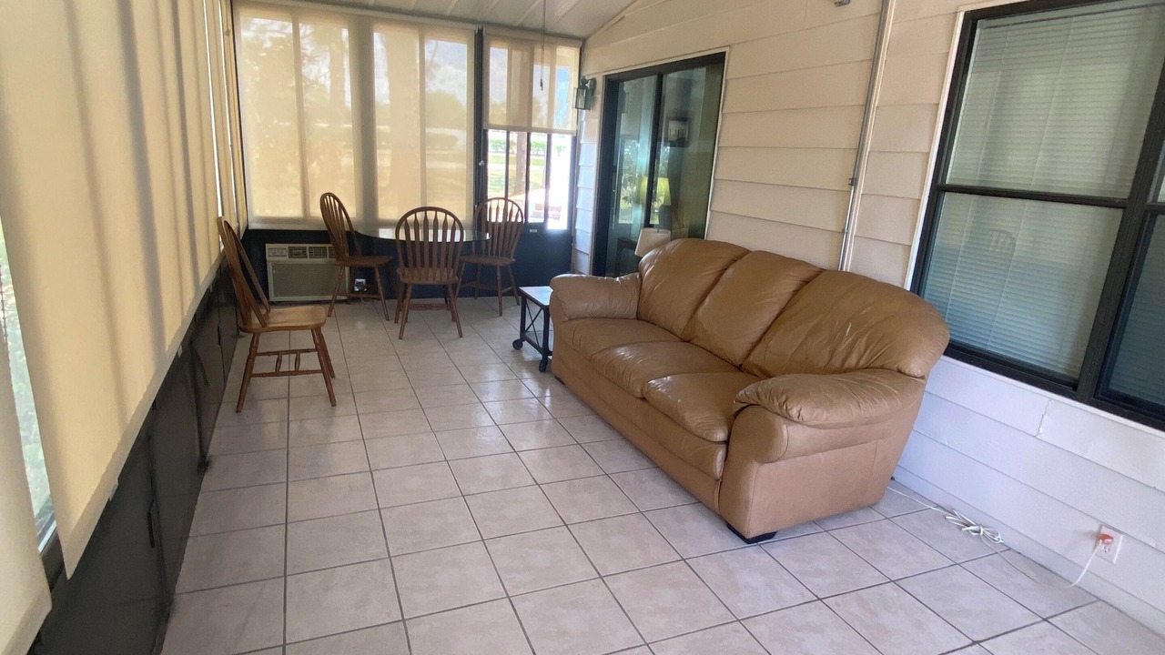 Photo of Livingroom in Jacarandas