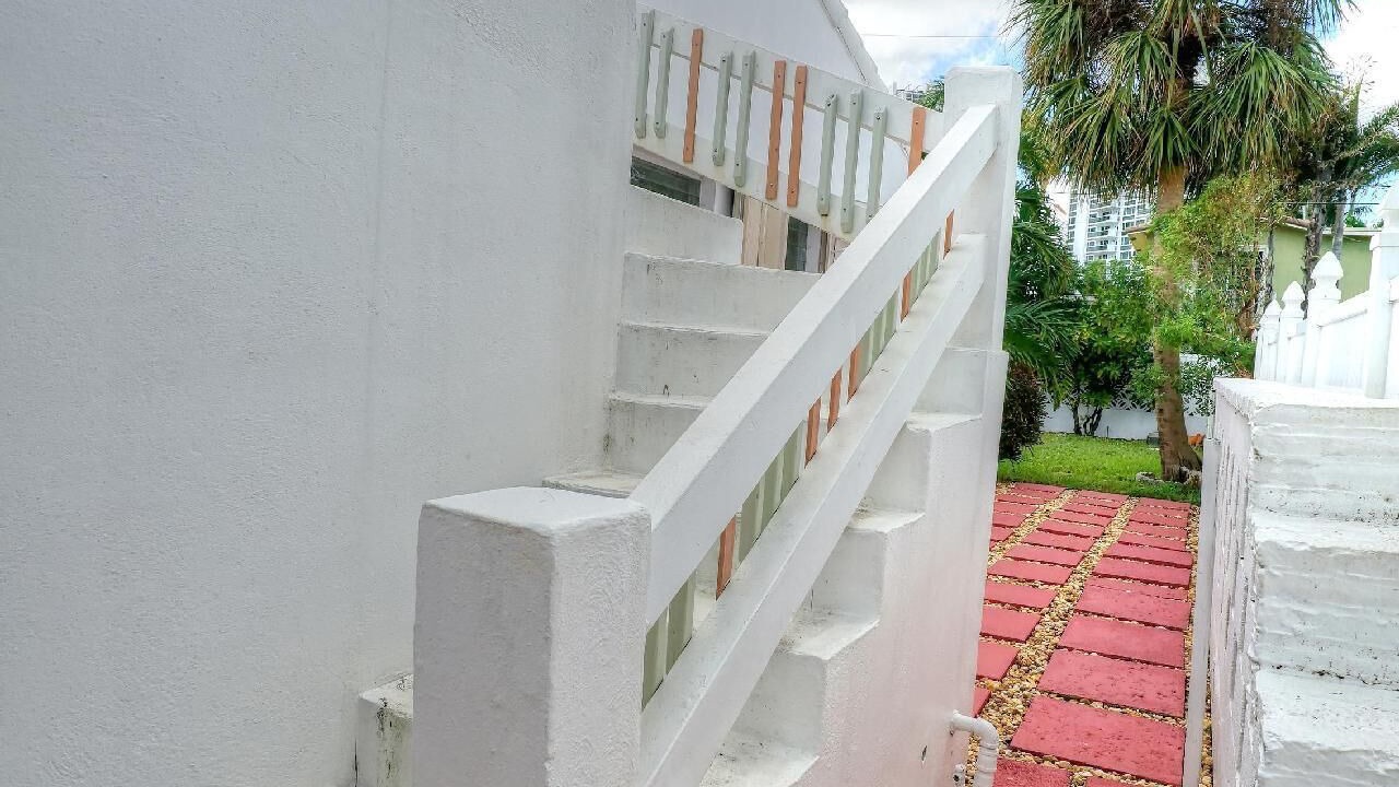 Photo of Outdoor in Lauderdale Beach