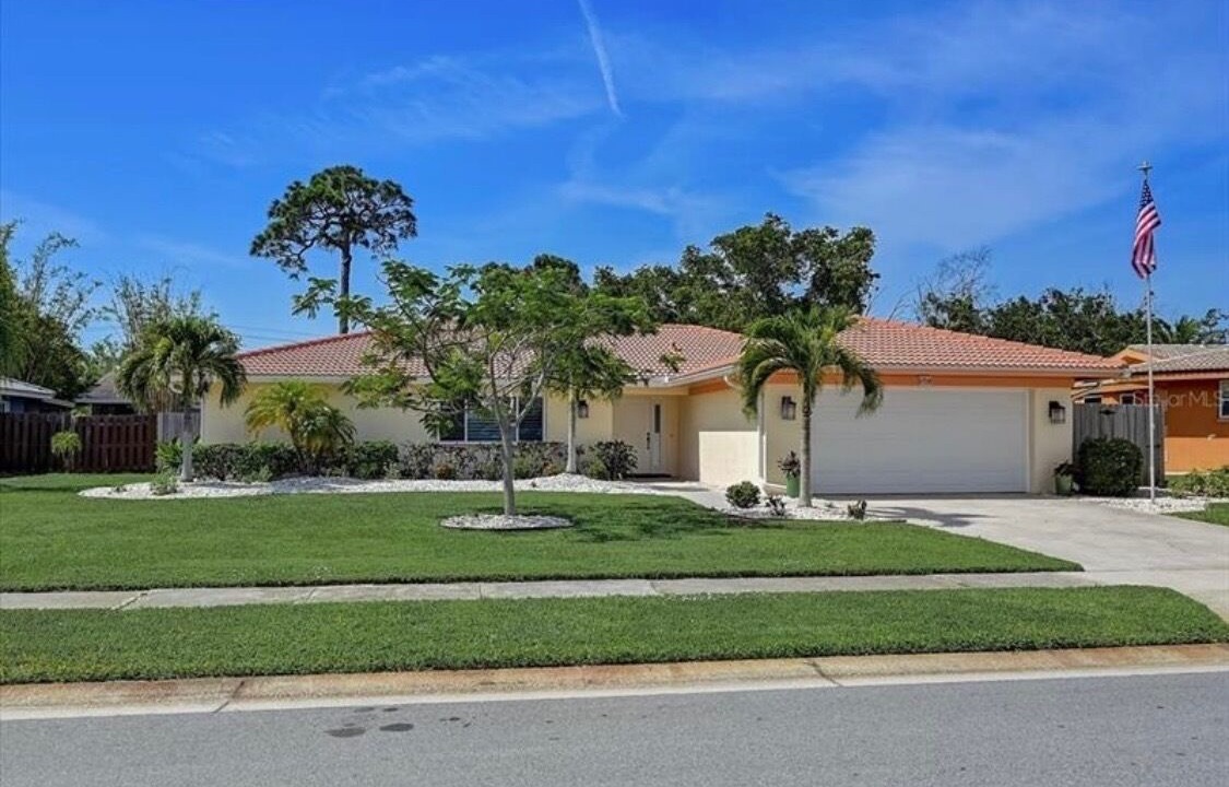 Photo of Outdoor in Gulf Gate Woods