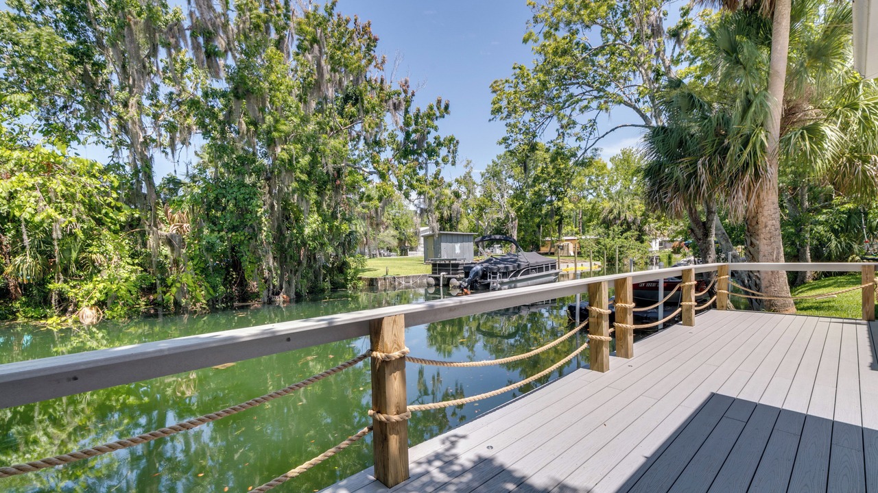 Photo of Others in Weeki Wachee Gardens