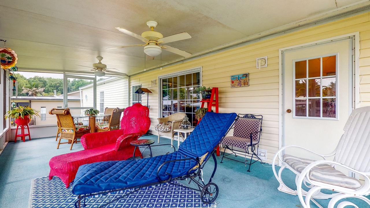Photo of Patio Balcony in Astor