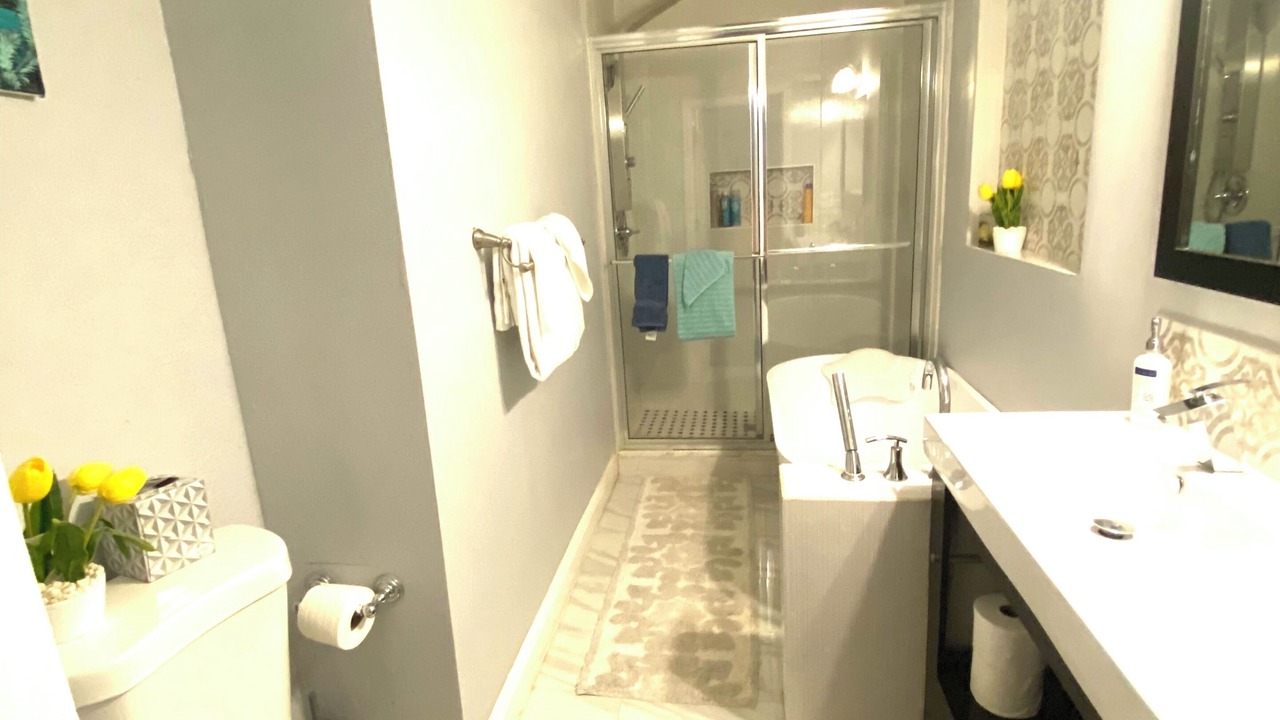 Photo of Bathroom in Florida Gardens