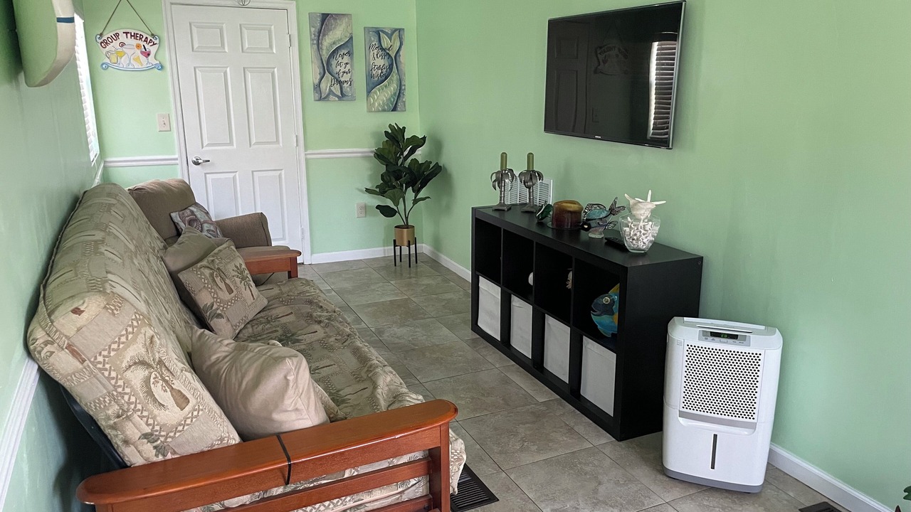Photo of Livingroom in Nettles Island