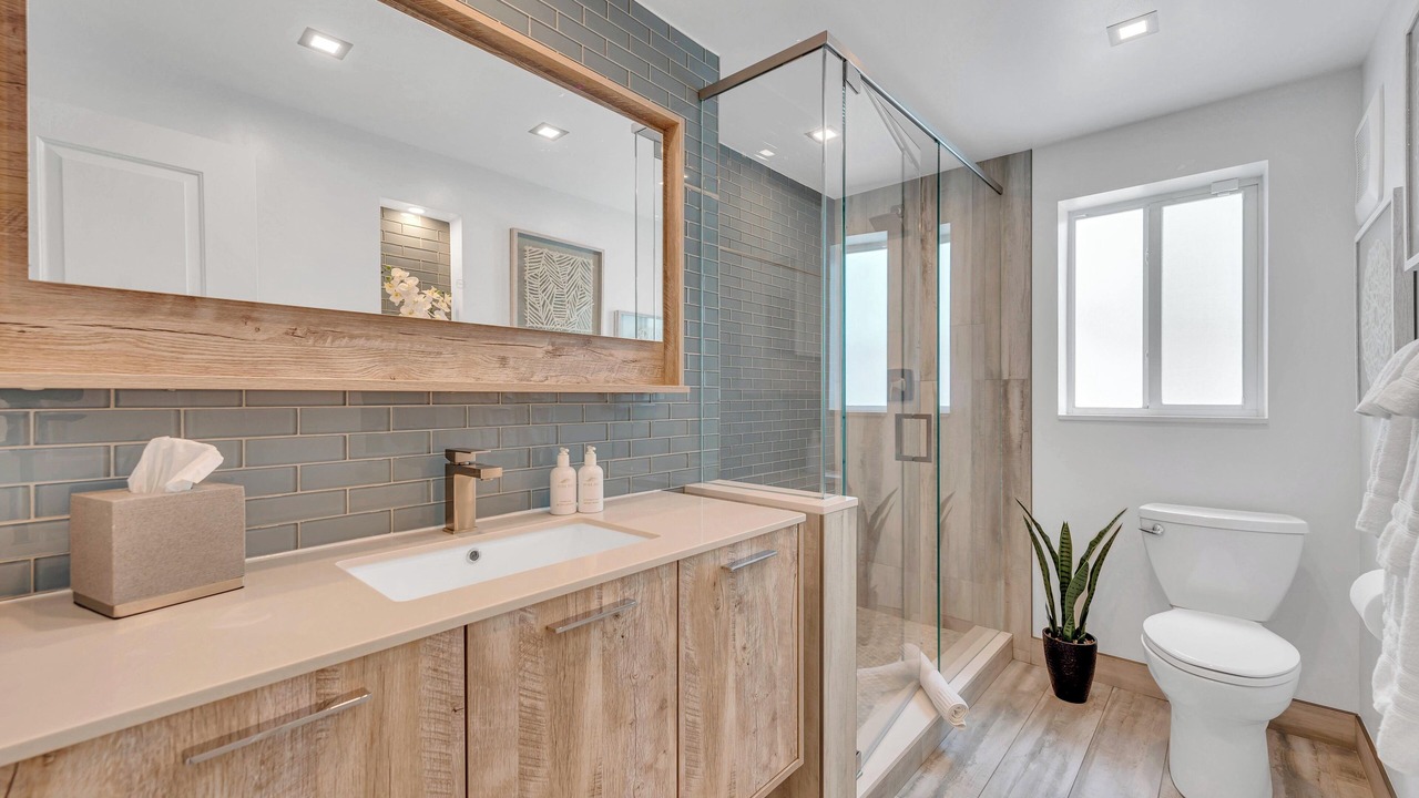 Photo of Bathroom in Birch Park Finger Streets
