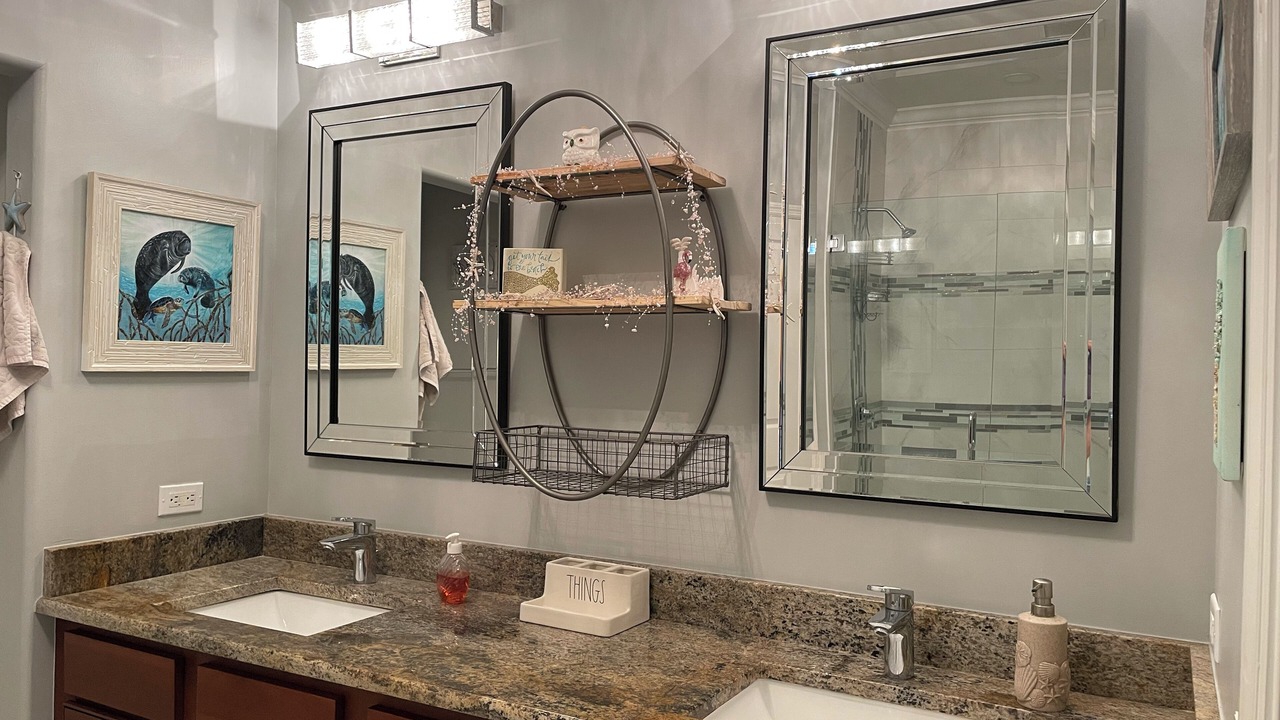 Photo of Bathroom in Majestic Palms