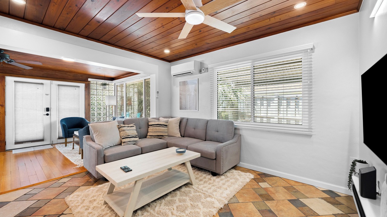 Photo of Livingroom in Laurel