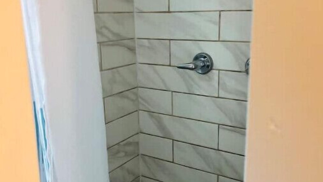 Photo of Bathroom in Tavares