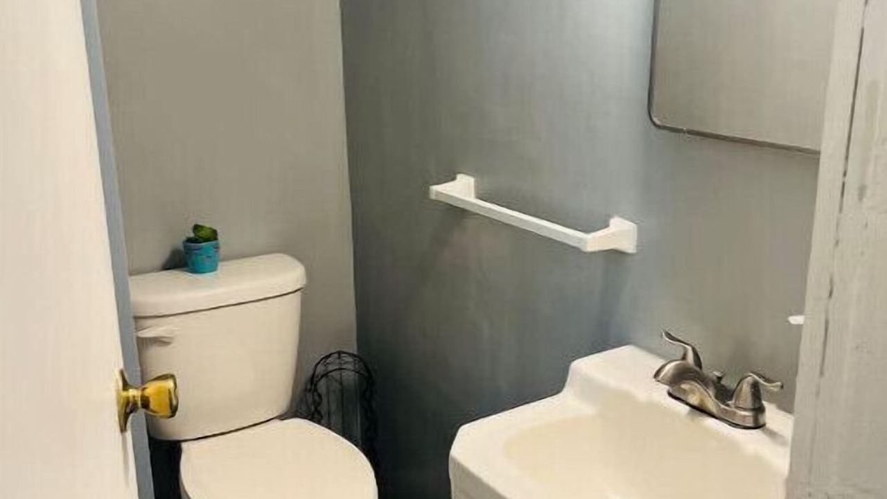 Photo of Bathroom in Tavares