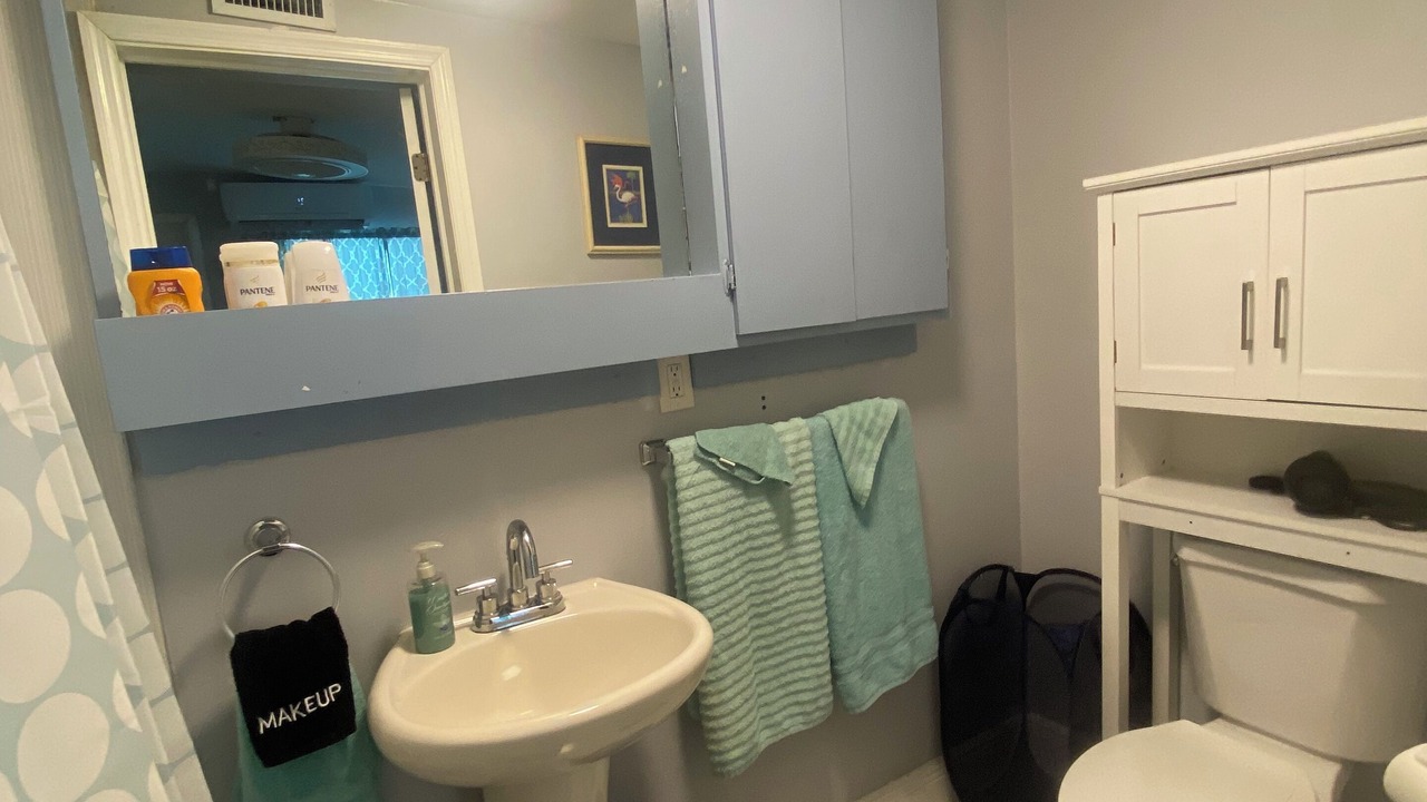 Photo of Bathroom in Florida Gardens