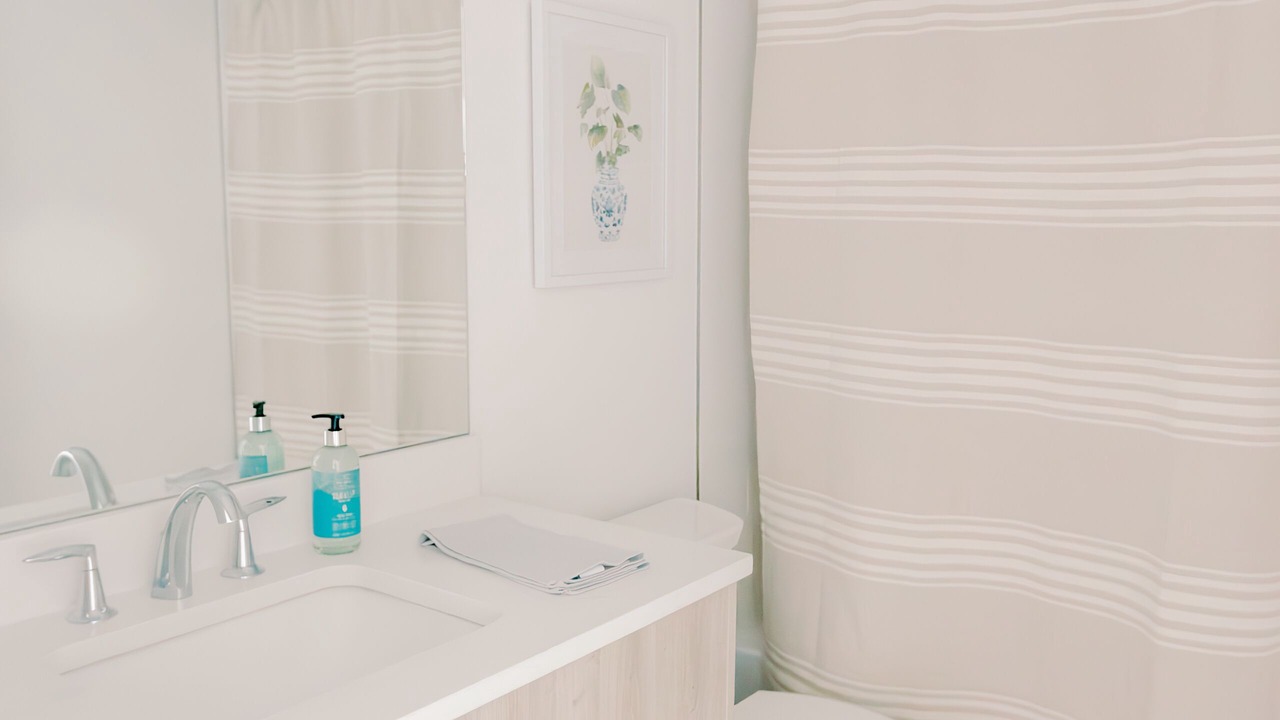 Photo of Bathroom in Island Estate