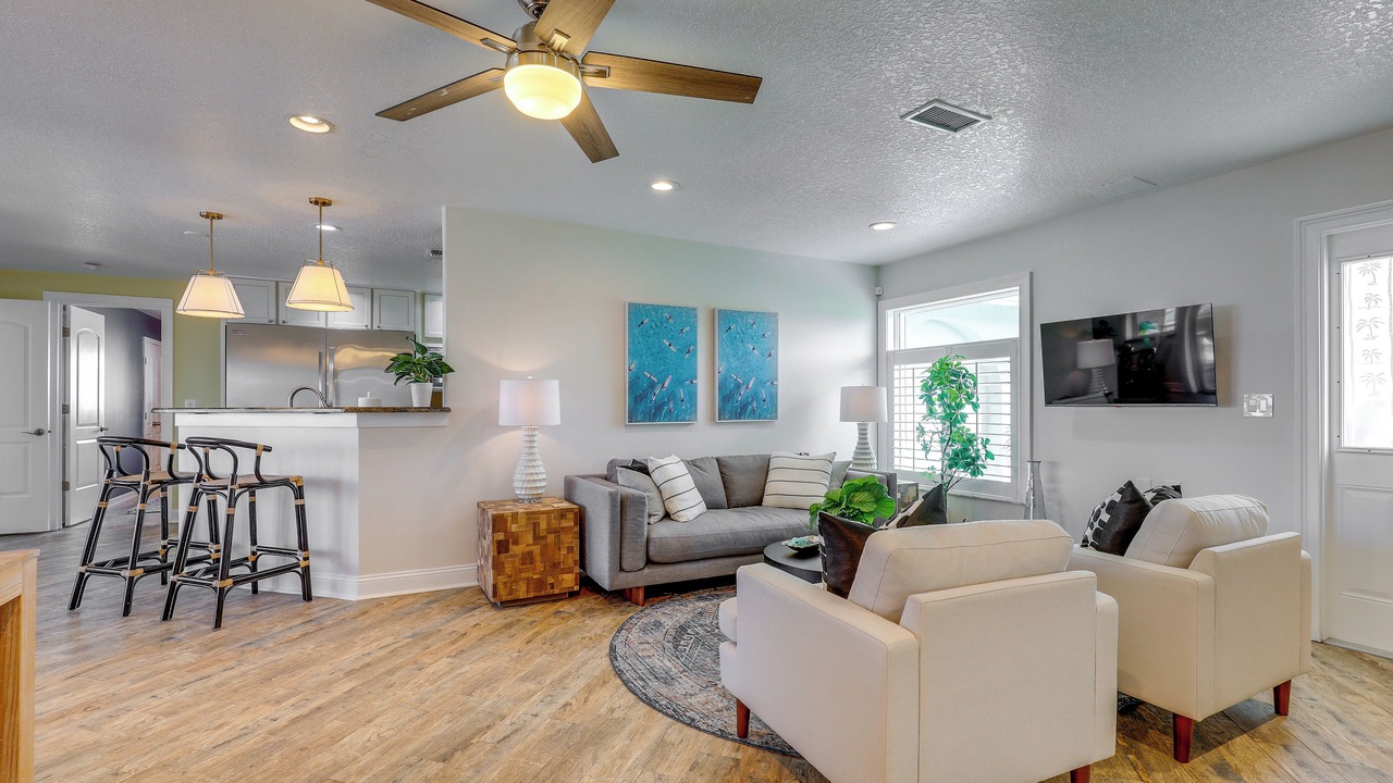 Photo of Livingroom in Apollo Beach