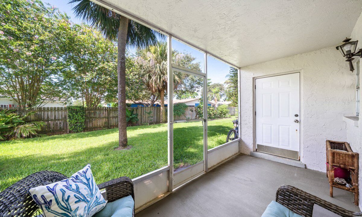 Photo of Patio Balcony in South Patrick Shores