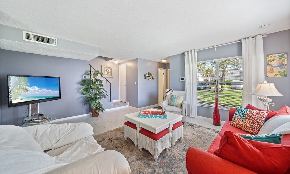Photo of Livingroom in South Patrick Shores