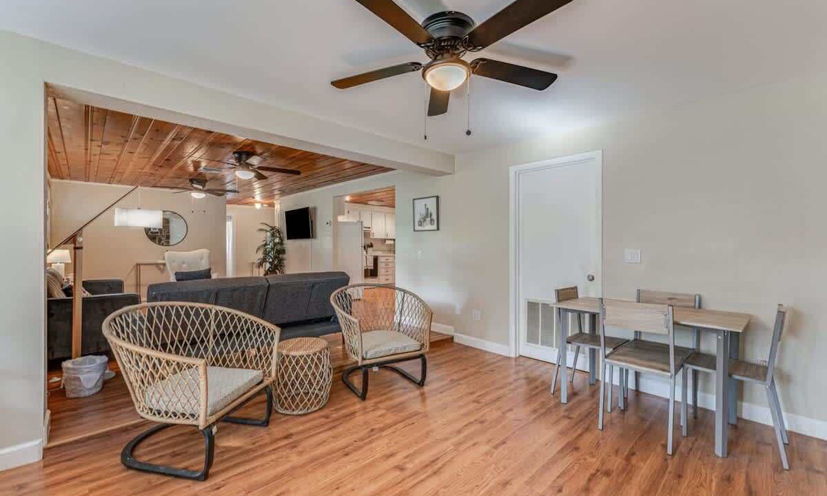 Photo of Livingroom in Chassahowitzka