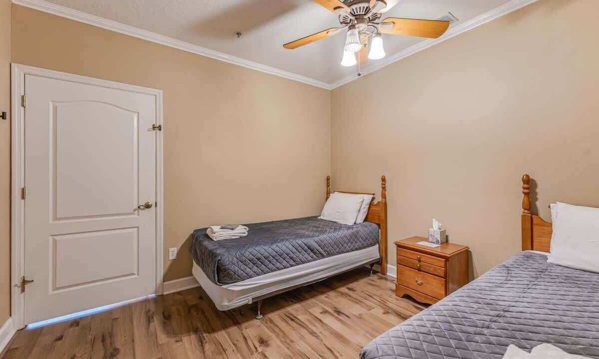 Photo of Bedroom in Chassahowitzka