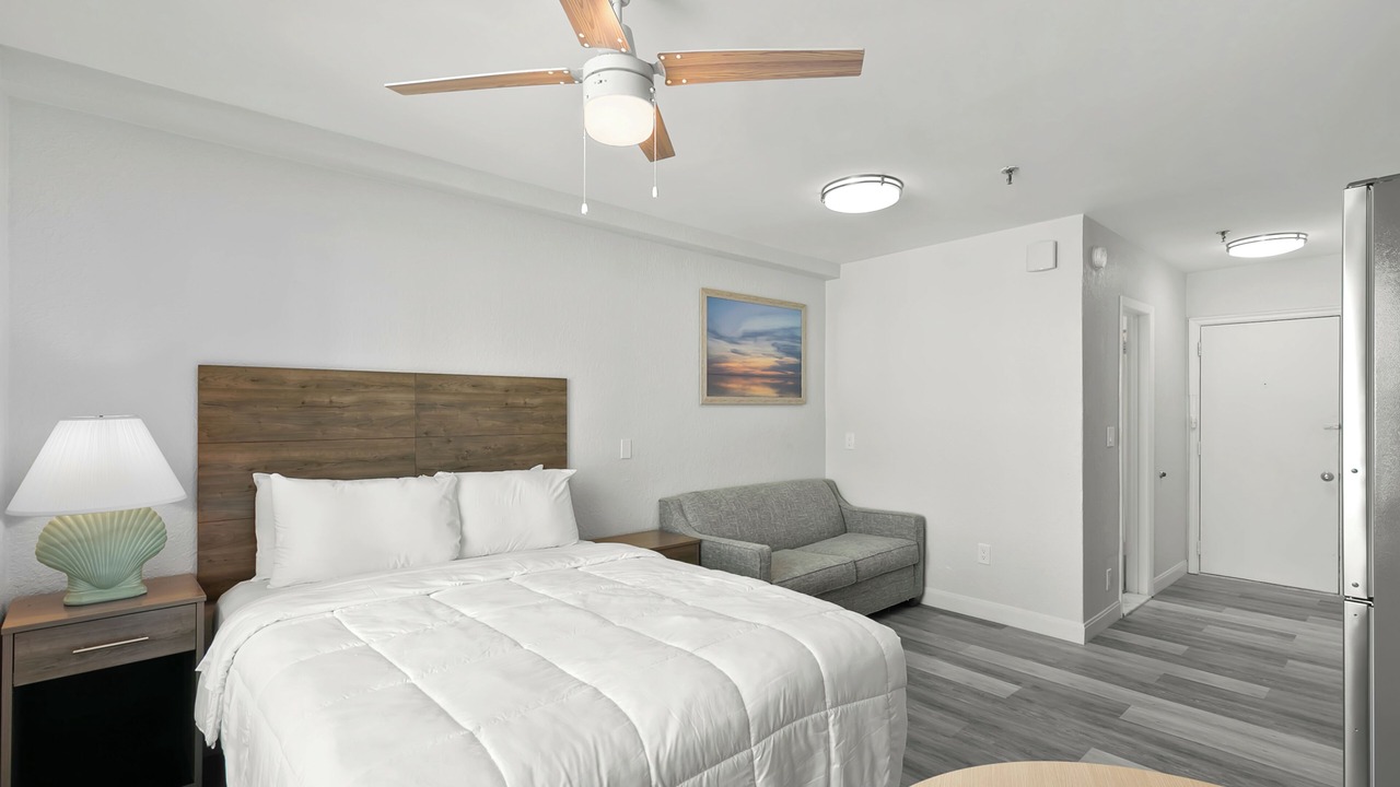 Photo of Bedroom in North Redington Beach