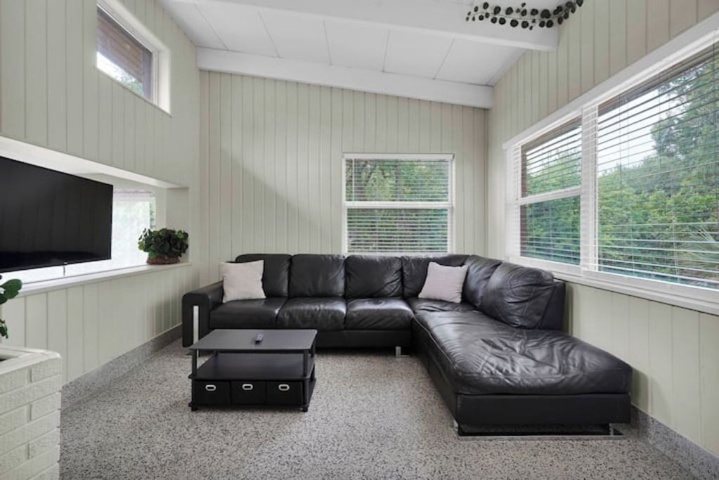 Photo of Bedroom in Lakeshore South