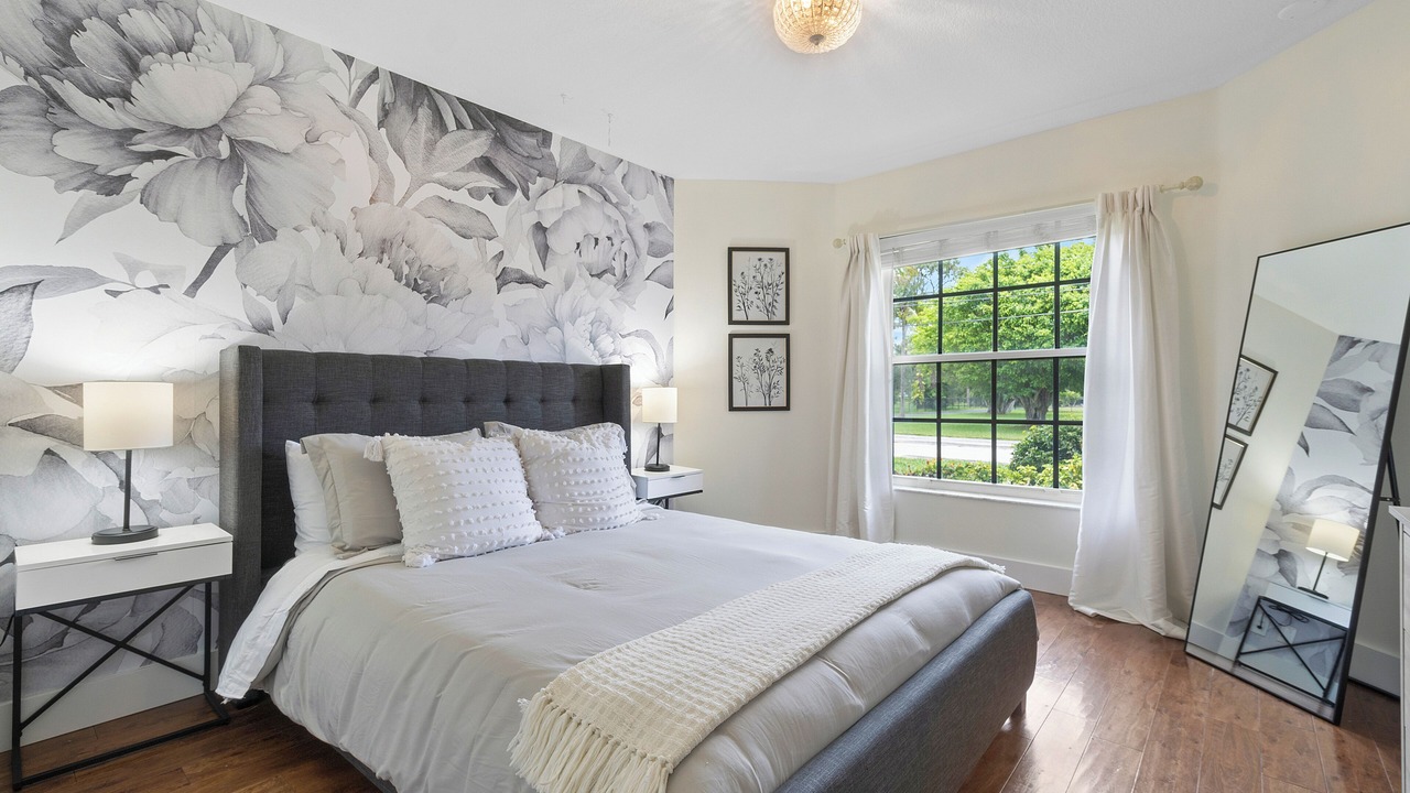 Photo of Bedroom in Old Jupiter Beach Road