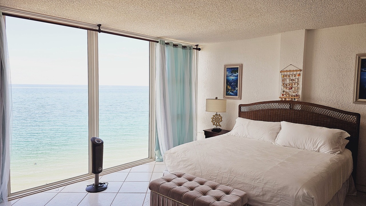 Photo of Bedroom in Galt Mile