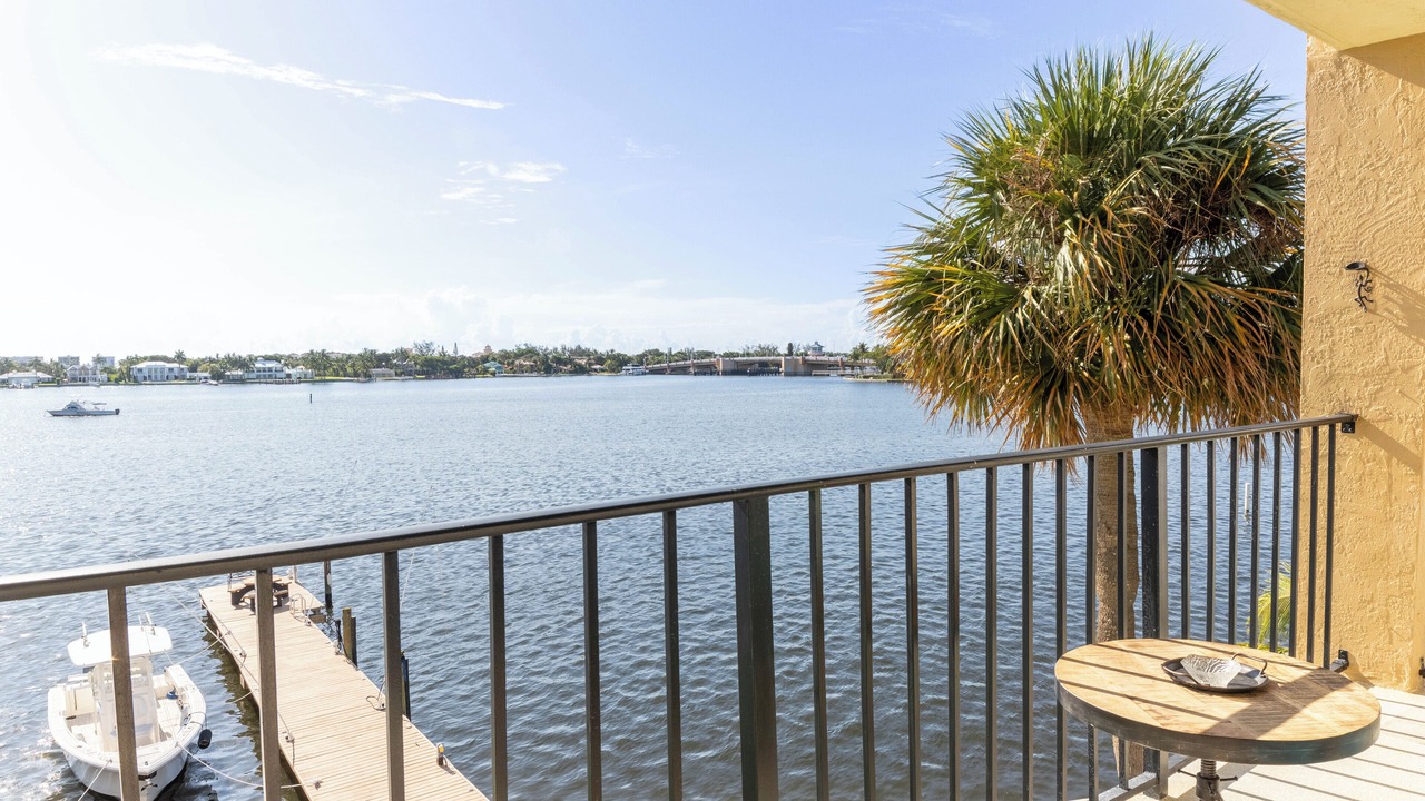 Photo of Outdoor in Lantana