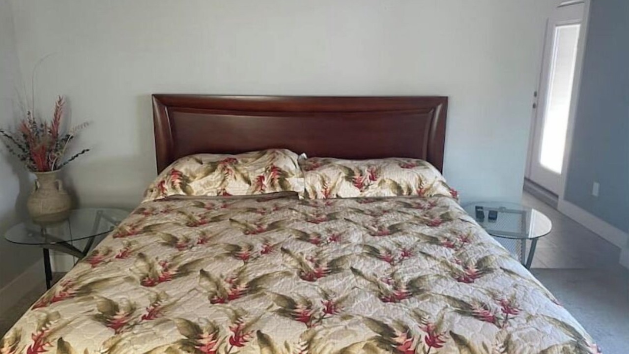 Photo of Bedroom in Neptune Beach