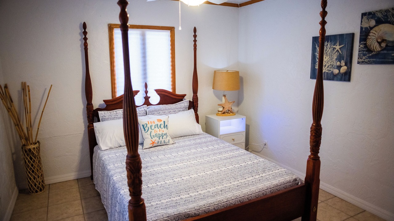 Photo of Bedroom in Laurel