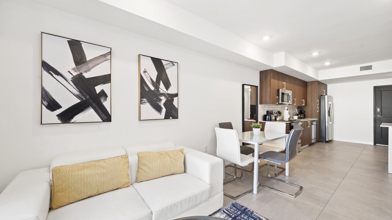 Photo of Livingroom in Overtown