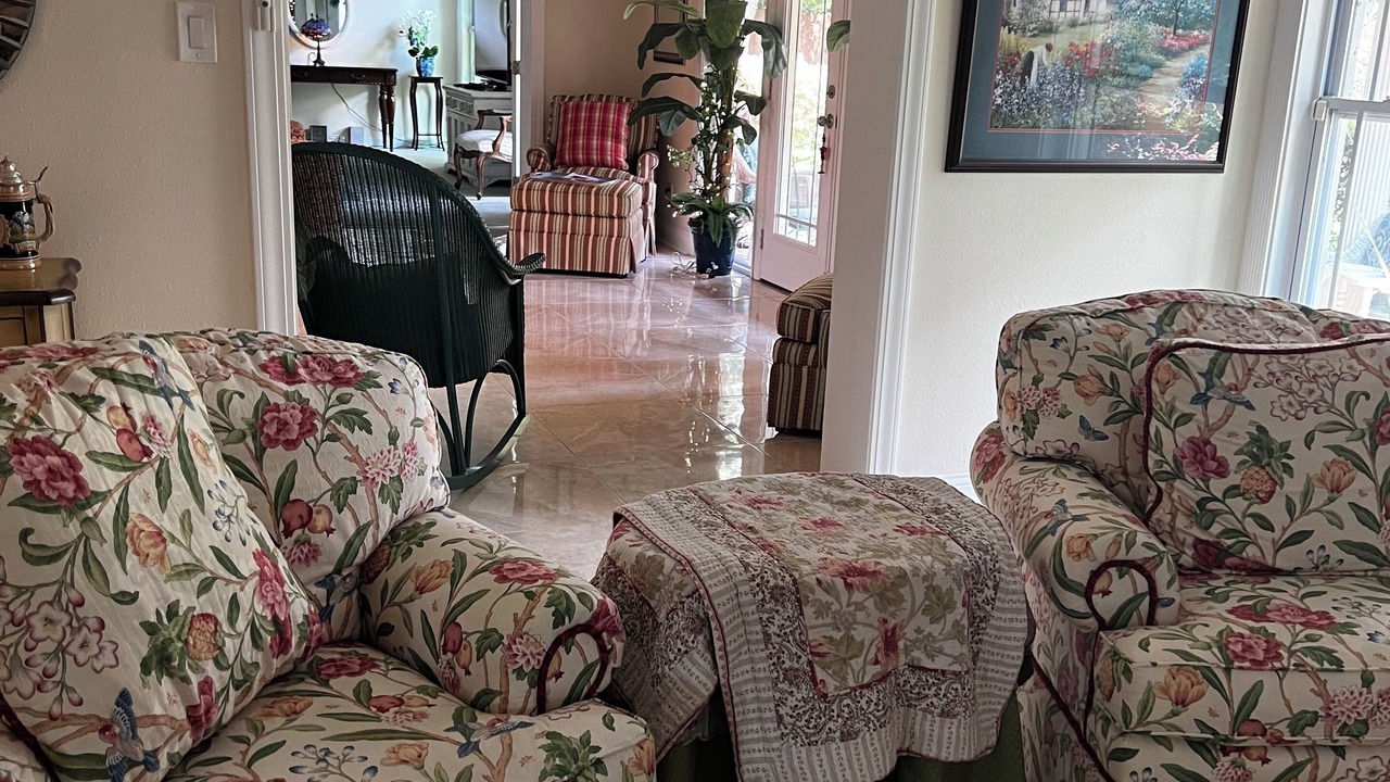 Photo of Livingroom in Jacksonville