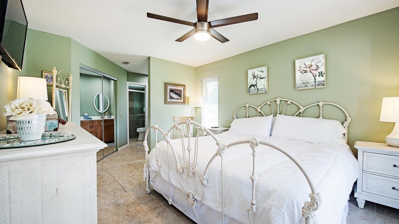 Photo of Bedroom in North Naples