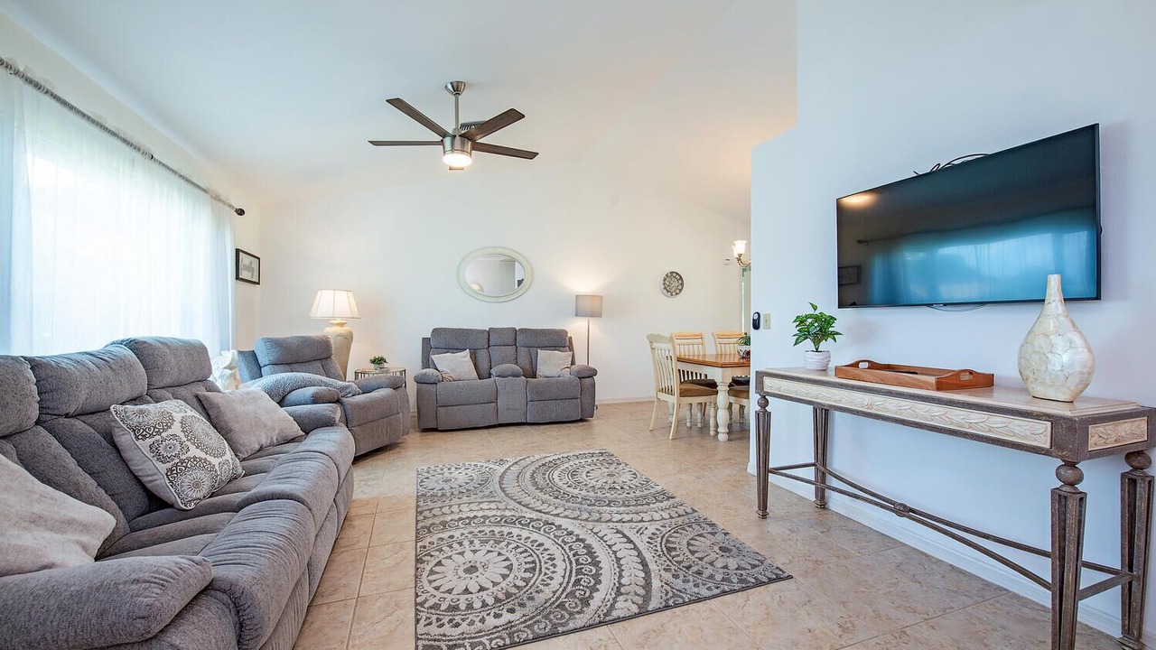 Photo of Livingroom in North Naples