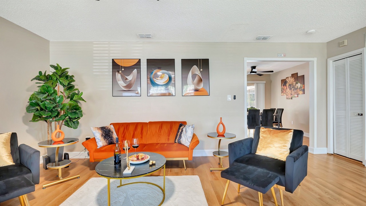 Photo of Bedroom in Lakeview Village