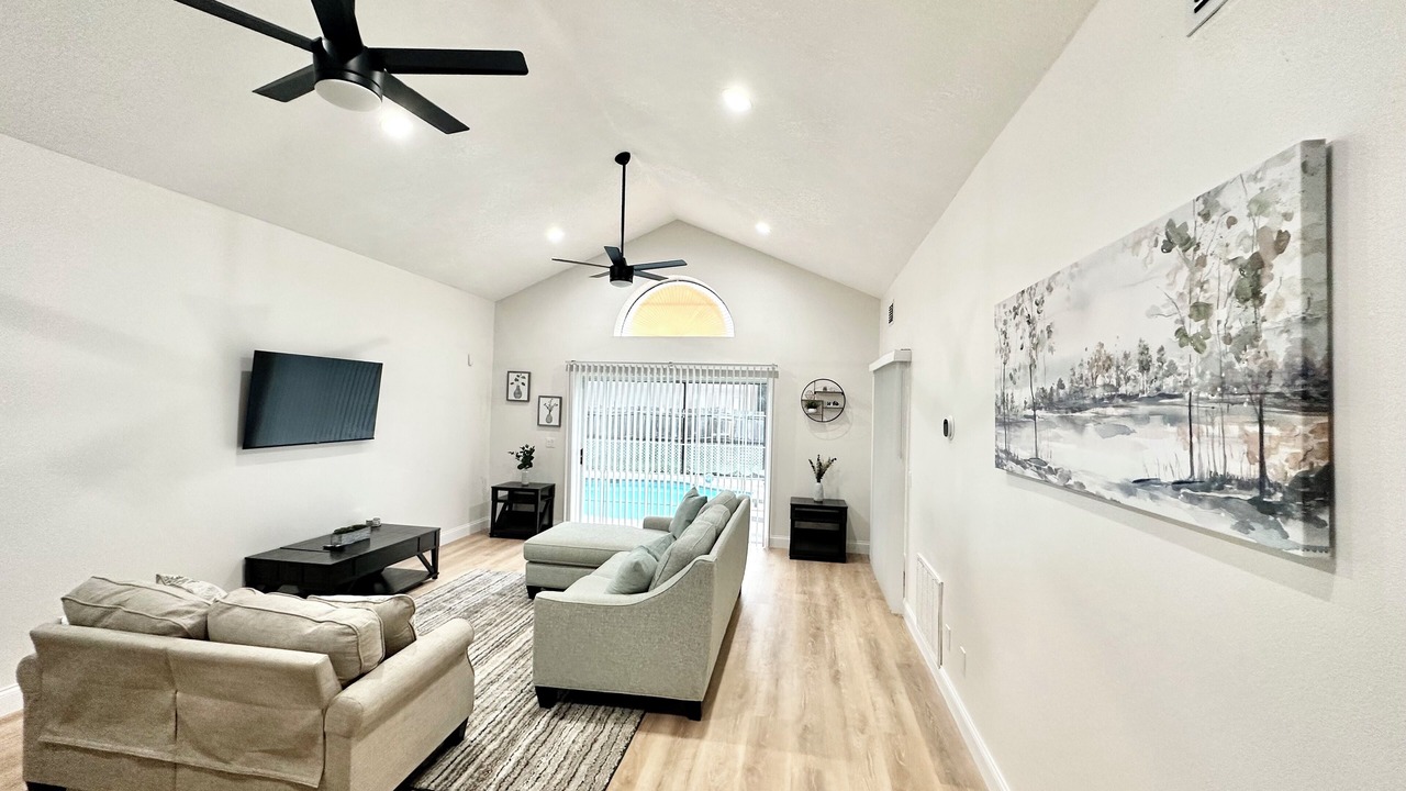 Photo of Livingroom in Buena Ventura Lakes