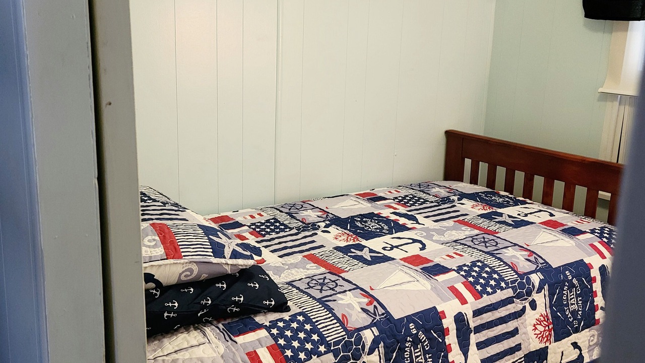 Photo of Bedroom in Key Largo Village