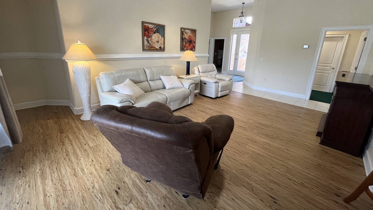 Photo of Livingroom in Weeki Wachee