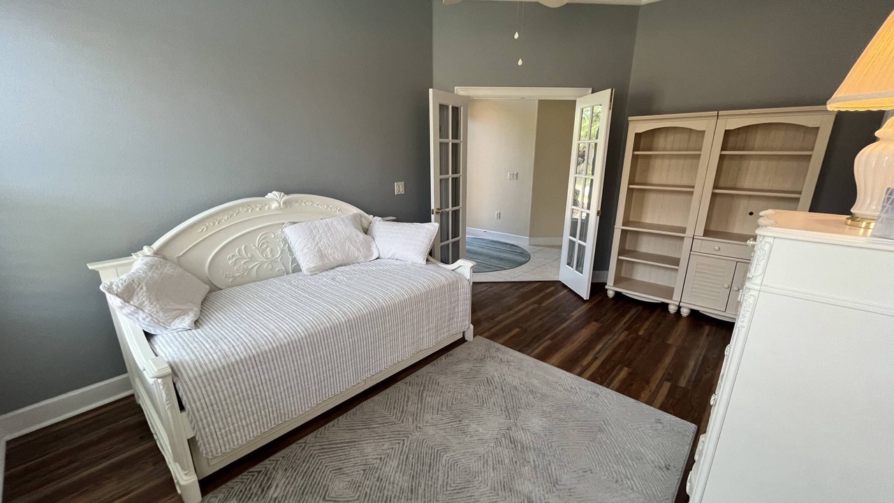 Photo of Bedroom in Weeki Wachee
