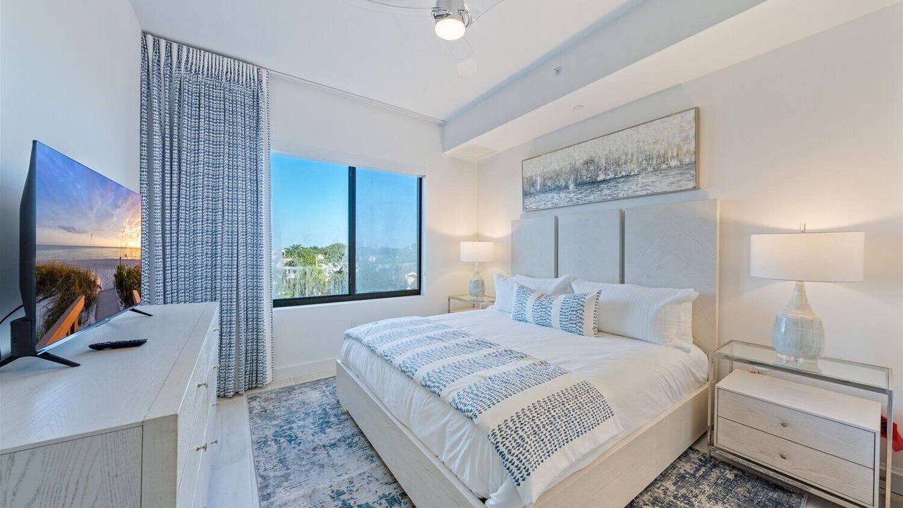 Photo of Bedroom in Redevelopment Area
