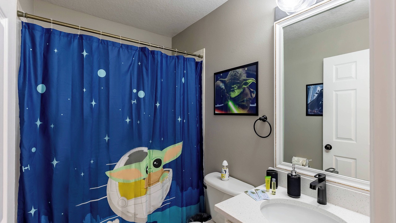 Photo of Bathroom in Thousand Oaks