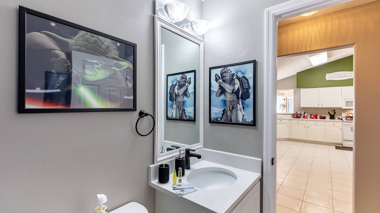 Photo of Bathroom in Thousand Oaks
